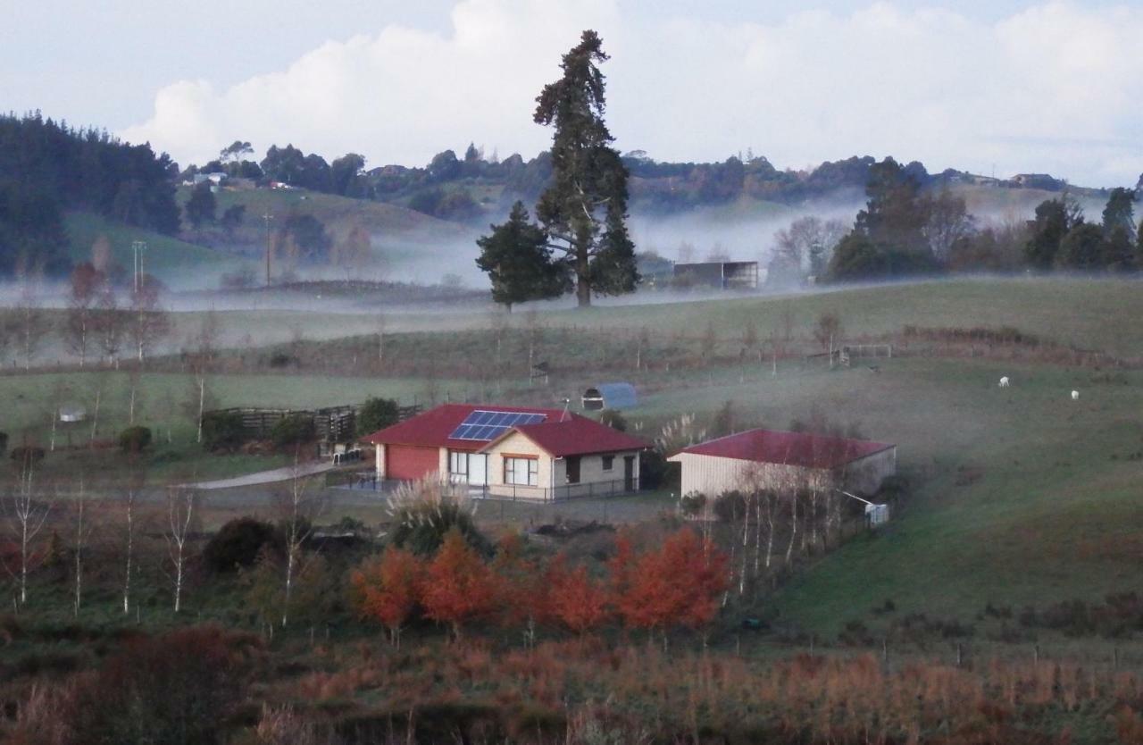 Mahana Farm Cottage Extérieur photo